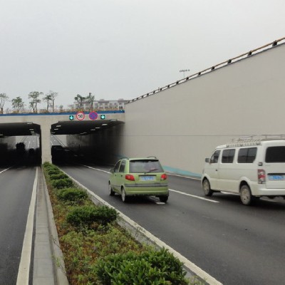 Liuzhou Cross Street tunnel in Guangxi