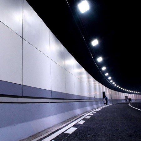 Nanjing model road tunnel